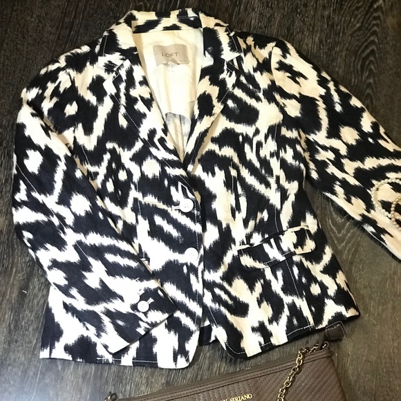 Spring Blazer - Picture 1 of 4